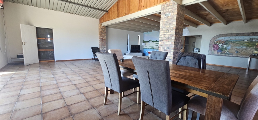3 Bedroom Property for Sale in Hartebeesfontein Western Cape